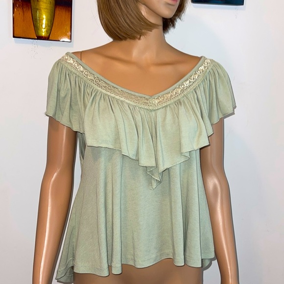 🛑SUMMER TOP🛑 - Picture 2 of 5